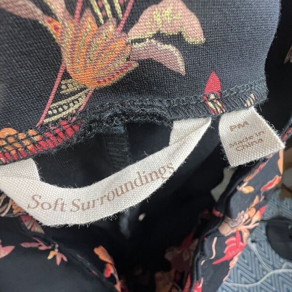 Soft Surroundings Straight Leg Ankle Floral Pull On Pants Size PM Black - Picture 7 of 11